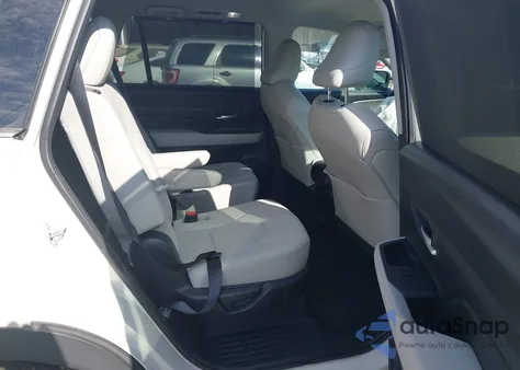 2024 Toyota Grand Highlander Xle из США, поврежденный, VIN 5TDAAAA52RS006698